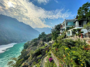 Отель Raga on the Ganges  Ришикеш